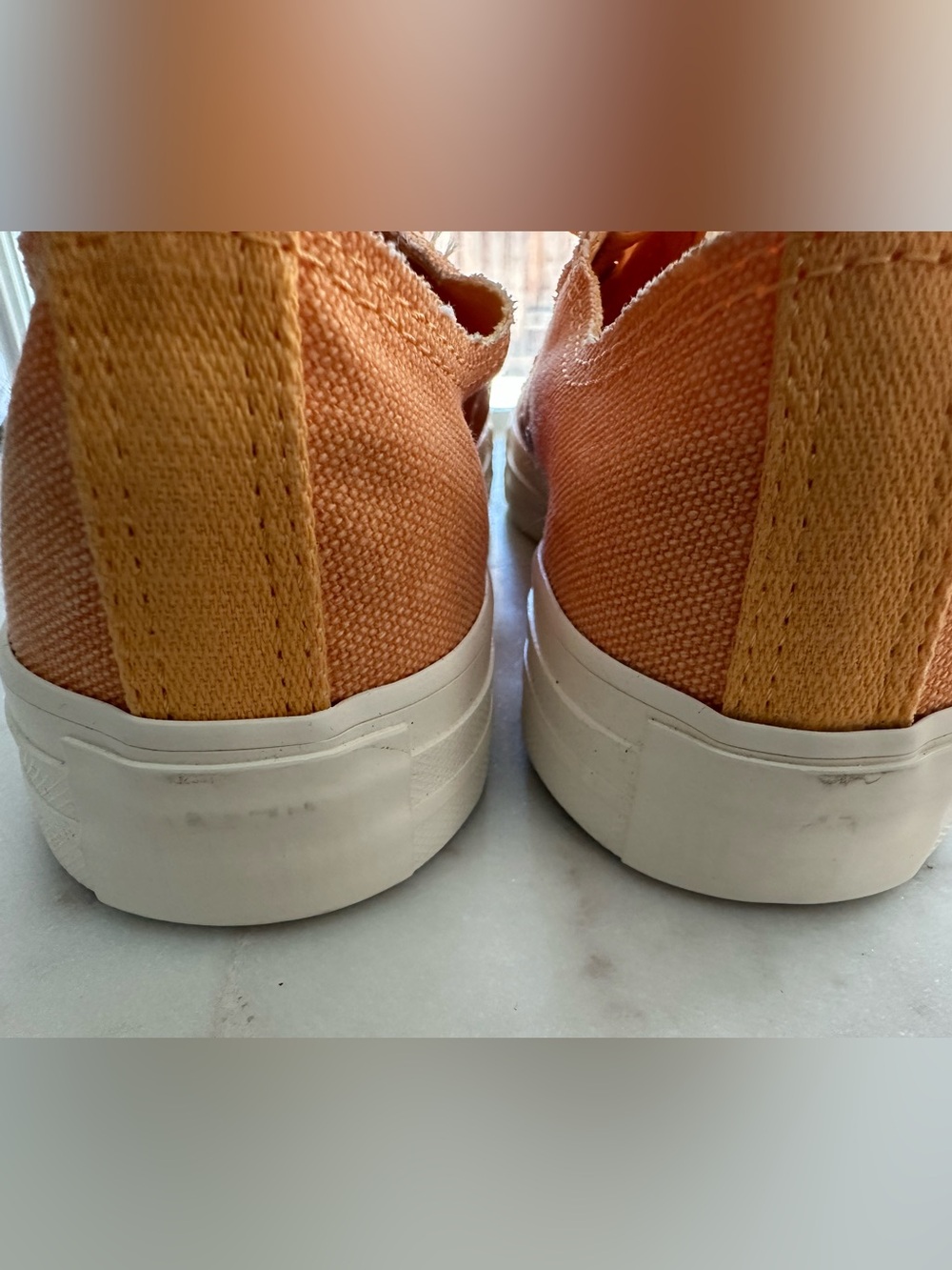 Women’s Tangerine Converse Canvas Low-Top Sneakers Size 7 - Picture 7 of 7